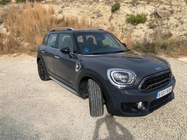 2017 MINI Cooper SE Countryman S E ALL 4 - Image 2