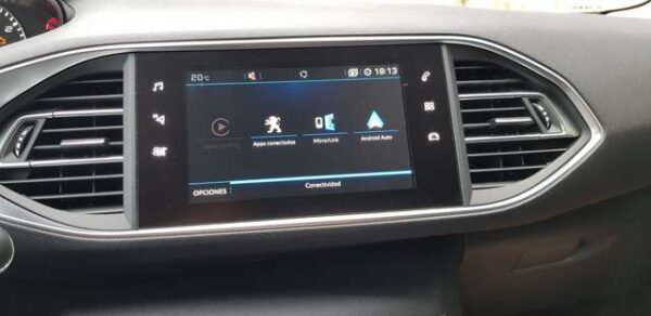 2018 Peugeot 308 Gasolina - Image 17