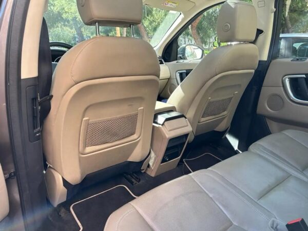 2015 Land Rover Discovery Sport 2.2SD4 HSE 7pl. 4×4 Aut. 190 - Image 2