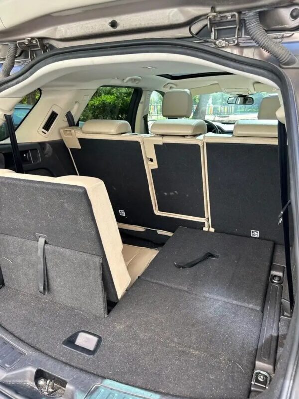 2015 Land Rover Discovery Sport 2.2SD4 HSE 7pl. 4×4 Aut. 190 - Image 6