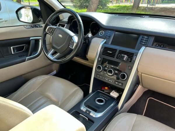 2015 Land Rover Discovery Sport 2.2SD4 HSE 7pl. 4×4 Aut. 190 - Image 15