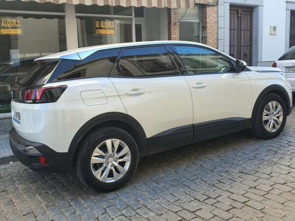 2017 Peugeot 3008 1.6 Blue HDi Blanco - Image 4