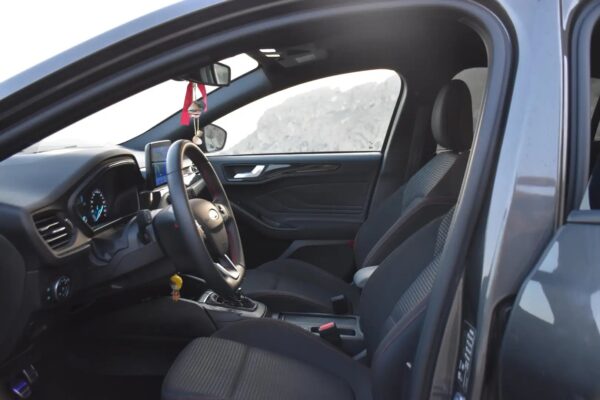 2020 Ford Focus 1.0 Ecoboost ST Line 125 - Image 11