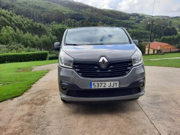 2015 Renault Trafic Passenger 1.6dCi TT En.Edition - Image 4
