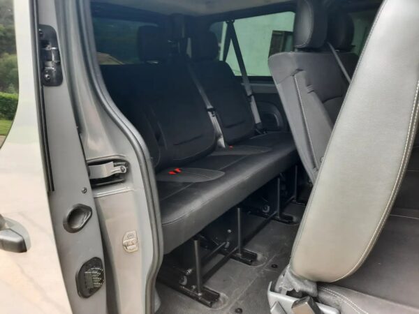 2015 Renault Trafic Passenger 1.6dCi TT En.Edition - Image 6