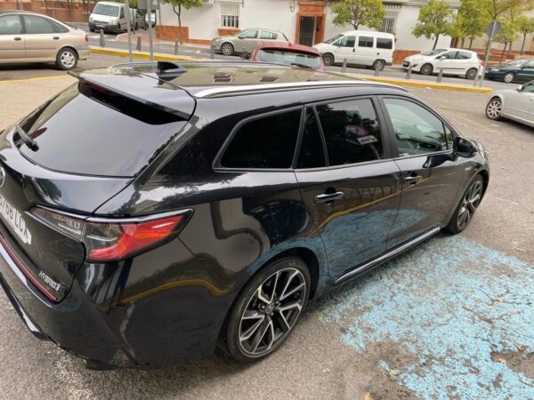 2019 Toyota Corolla Touring Sports 180H - Image 3