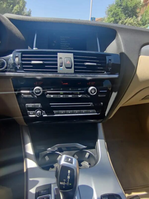 2017 BMW X4 xDrive 20iA - Image 17