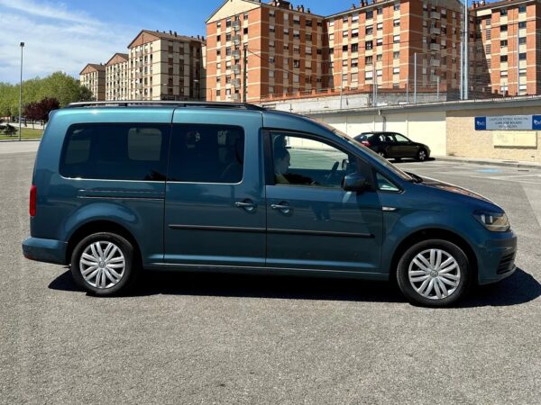 2016 Volkswagen Caddy Maxi 2.0TDI Trendline DSG - Image 10