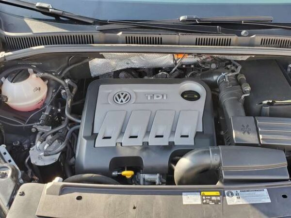 2014 Volkswagen Sharan 2.0 TDI DSG – 7 asientos - Image 12