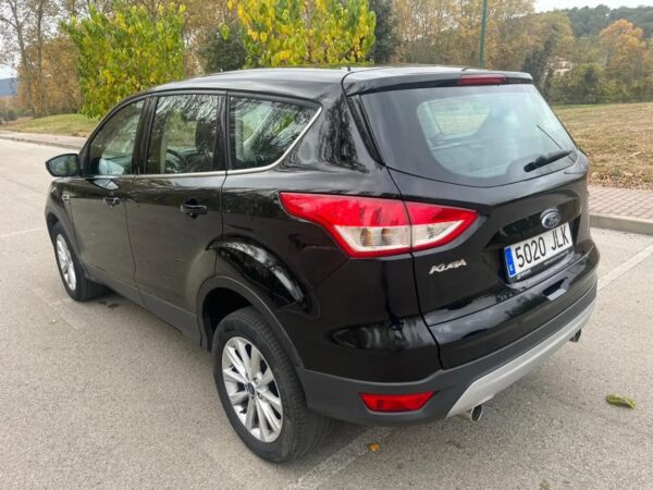 2016 Ford Kuga 2.0TDCi Auto S&S Titanium 4×4 PS 150 - Image 18