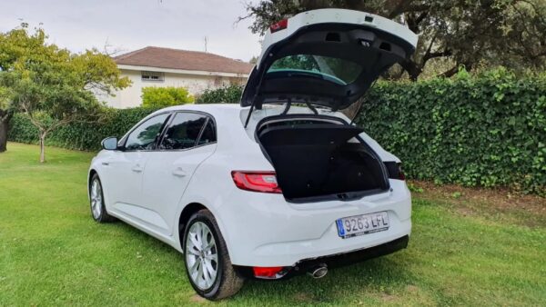2020 Renault Mégane 1.5dCi Blue Zen EDC 85kW - Image 5