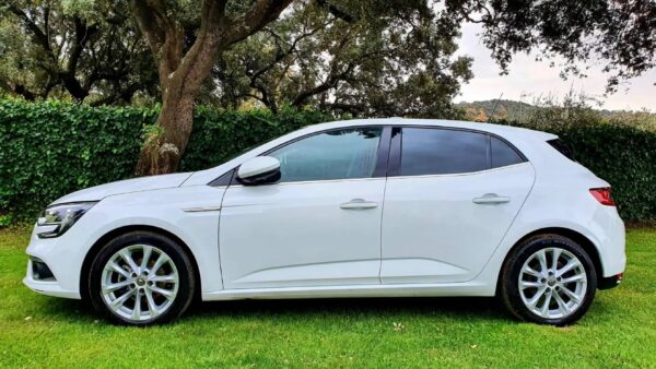 2020 Renault Mégane 1.5dCi Blue Zen EDC 85kW - Image 6