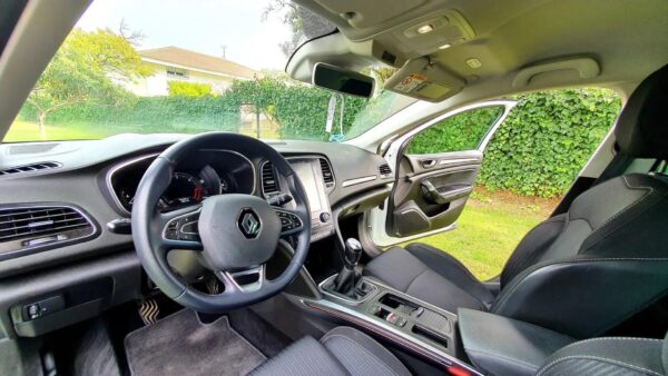 2020 Renault Mégane 1.5dCi Blue Zen EDC 85kW - Image 10
