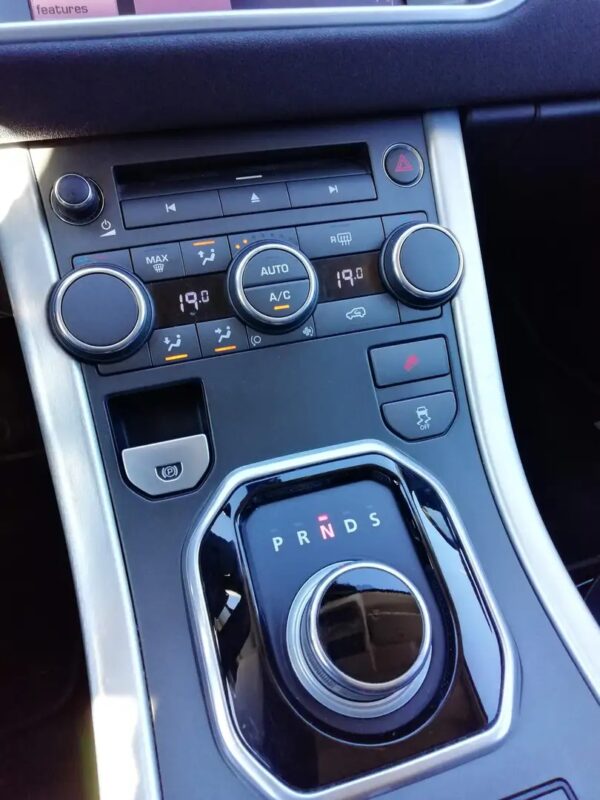 2012 Land Rover Range Rover Evoque 2.2L TD4 - Image 18