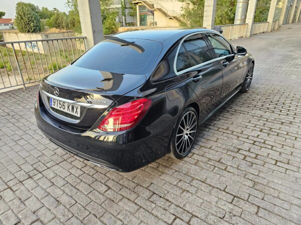 2016 Mercedes-Benz C 300 BlueTec Hybrid - Image 3