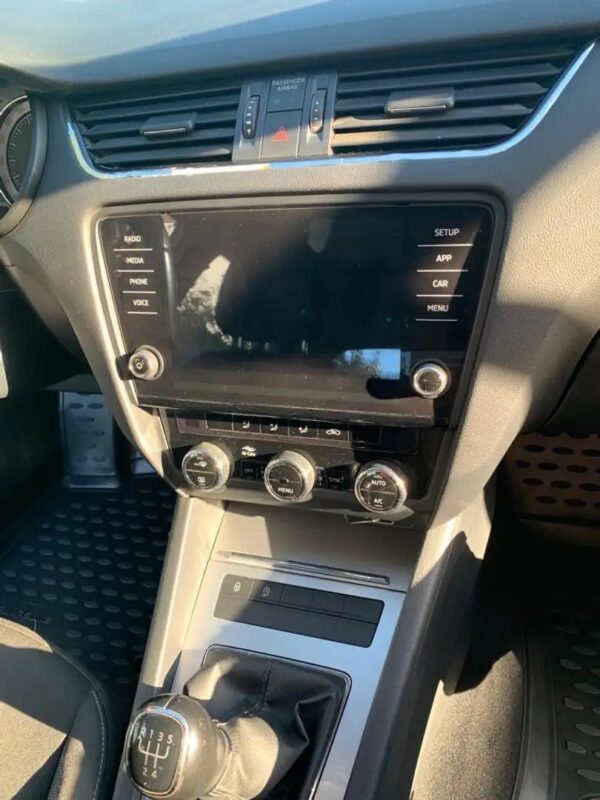2018 Skoda Octavia 1.6TDI CR Ambition - Image 10