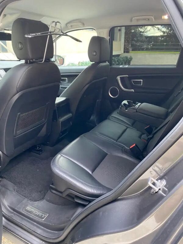 2017 Land Rover Discovery Sport 2.0L TD4 4×4 SE Aut. 150 - Image 2