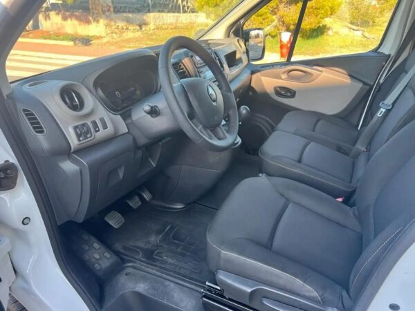 2016 Renault Trafic Furgón 29 L2H1 Energy dCi - Image 4