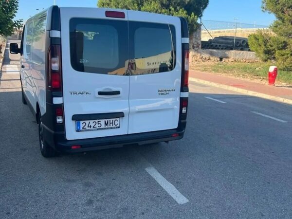2016 Renault Trafic Furgón 29 L2H1 Energy dCi - Image 5