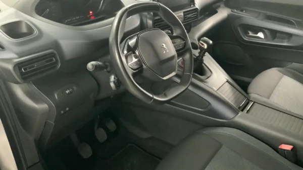 2020 Peugeot Rifter 1.5BlueHDi S&S Standard Allure 130 - Image 14