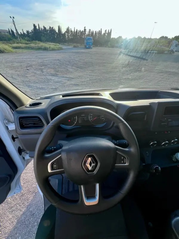 2021 Renault Master Fg. Blue dCi L2H2 3500 T - Image 9