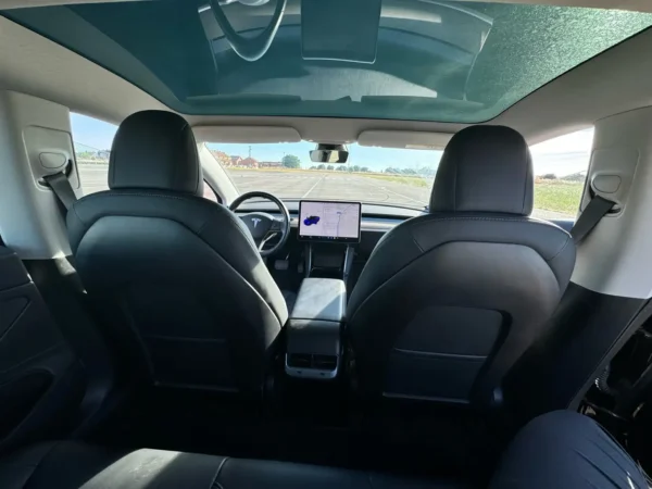 2019 Tesla Model 3 Long-Range Dual Motor AWD - Image 14