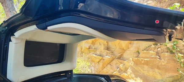 2019 Tesla Model X Long Range AWD - Image 12