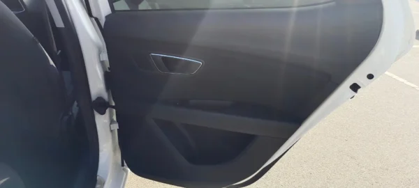 2015 Seat León 1.6TDI CR S - Image 11