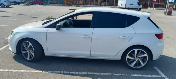 2015 Seat León 1.6TDI CR S - Image 8