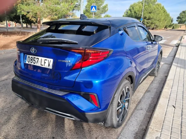 2020 Toyota C-HR 180H Advance - Image 2