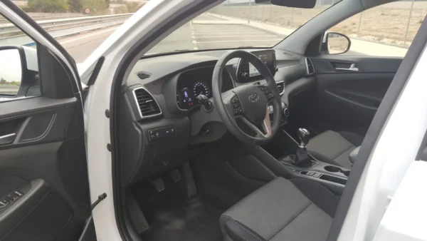 2020 Hyundai TUCSON 1.6CRDI 4x2 - Image 10