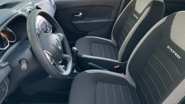 2020 Dacia Sandero 0.9 TCE Stepway - Image 12