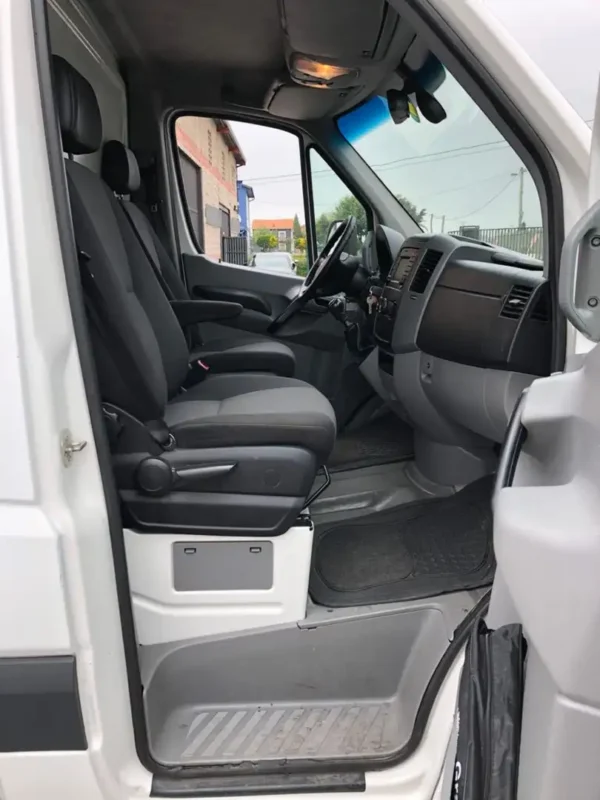 2017 Volkswagen Crafter 2.0TDI - Image 6