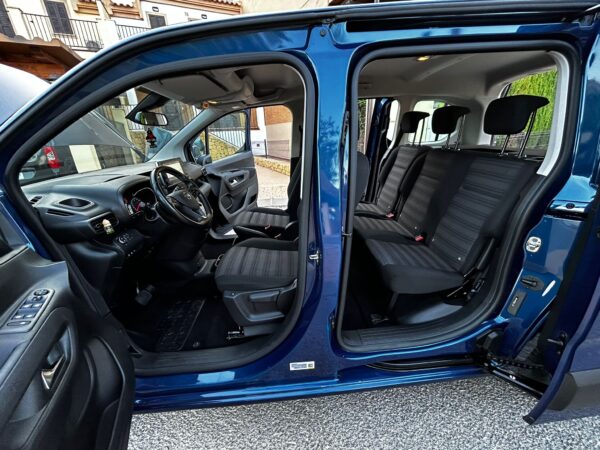 2019 Opel Combo Life 1.6bluehdi - Image 10