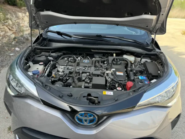 2020 Toyota C-HR 125H Active - Image 13