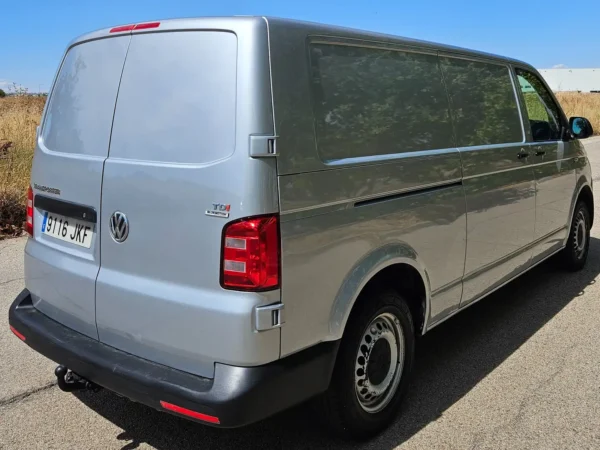2015 Volkswagen Transporter Furgón - Image 6