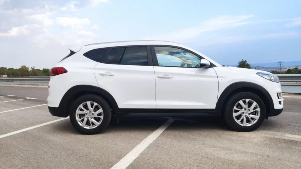 2020 Hyundai TUCSON 1.6CRDI 4x2 - Image 4