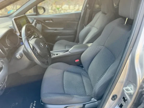 2020 Toyota C-HR 125H Active - Image 8