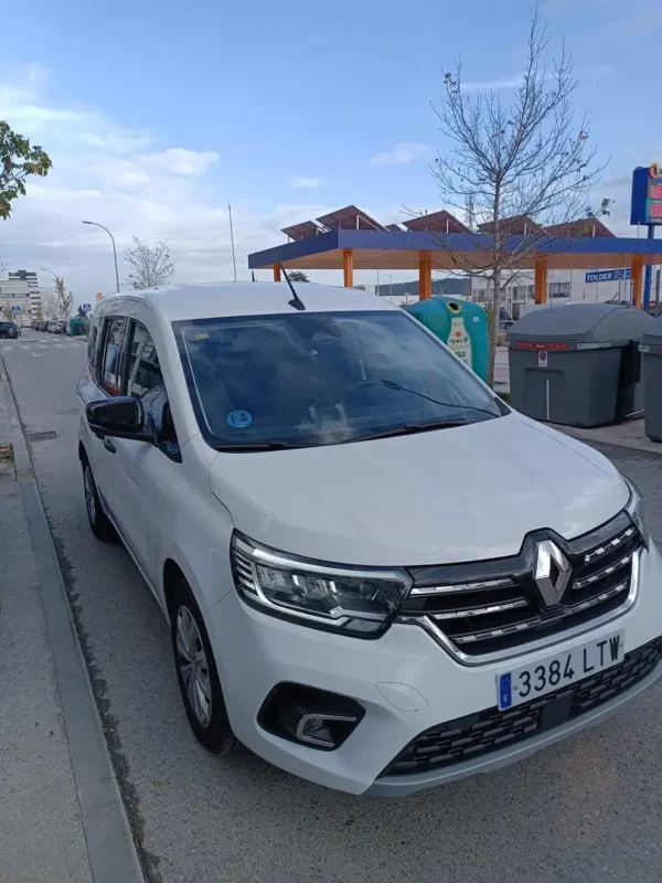2021 Renault Kangoo Combi Limited M1AF Blue dCi - Image 2