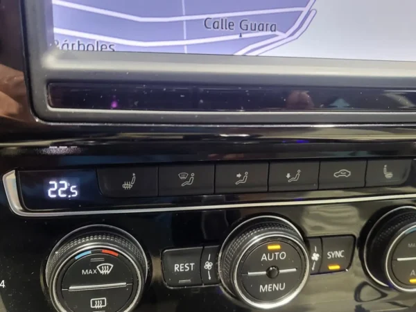 2016 Volkswagen Passat 2.0TDI BiT - Image 11