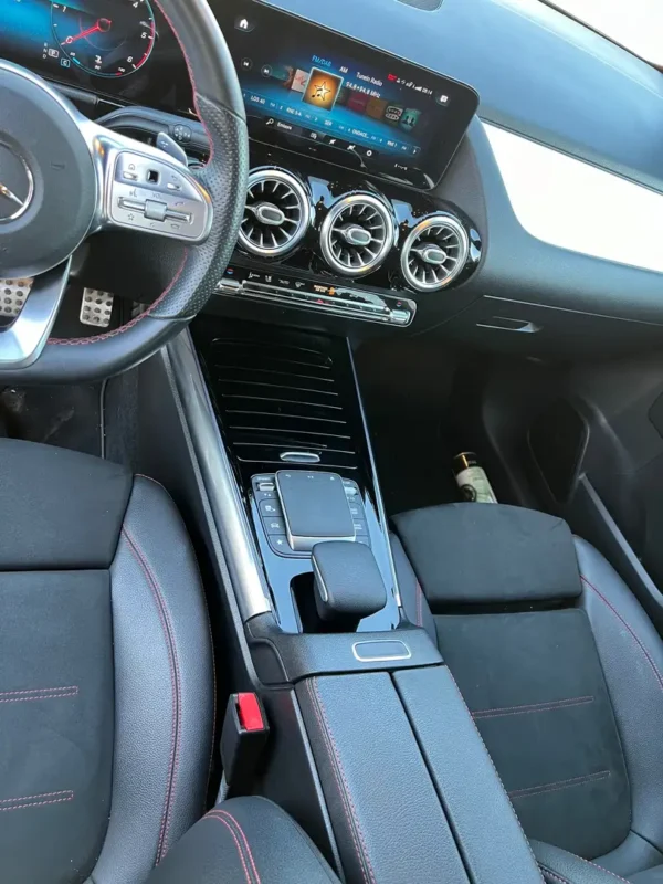 2020 Mercedes-Benz GLA 200d 8G-DCT - Image 12