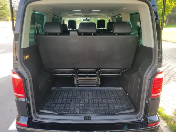 2018 Volkswagen T6 Caravelle 2.0TDI BMT DSG - Image 17
