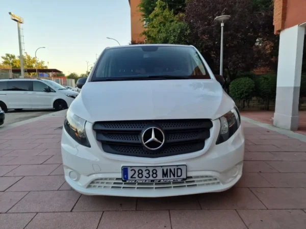 2020 Mercedes-Benz Vito Mixto 114CDI Compacta 9G-Tronic - Image 3
