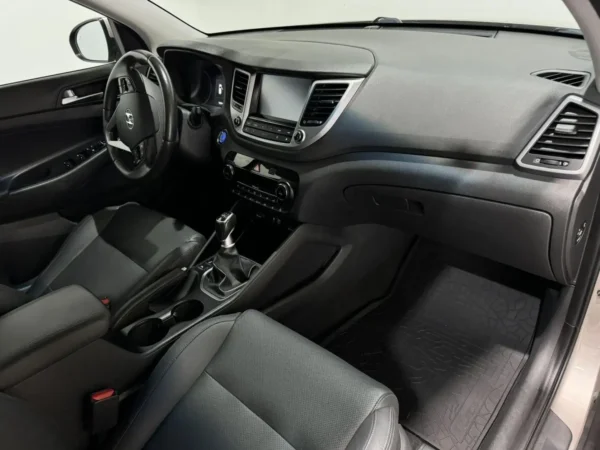 2016 Hyundai Tucson 2.0CRDI Style 4x4 - Image 23