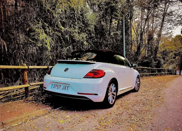 2017 Volkswagen Beetle Beetle Cabrio 2.0TDI Design 81kW - Image 6