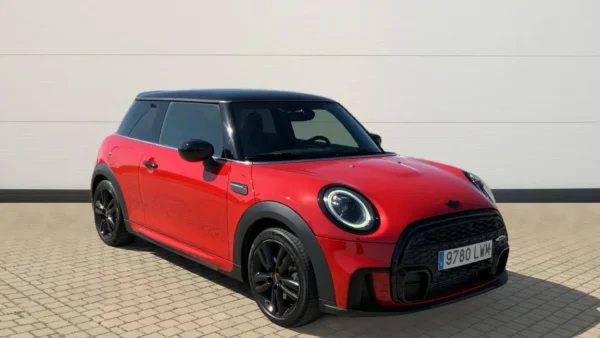2022 MINI Cooper - Image 2