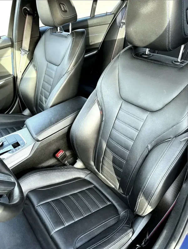2019 BMW 330iA - Image 10