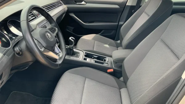 2020 Volkswagen Passat 2.0TDI EVO 110kW - Image 11