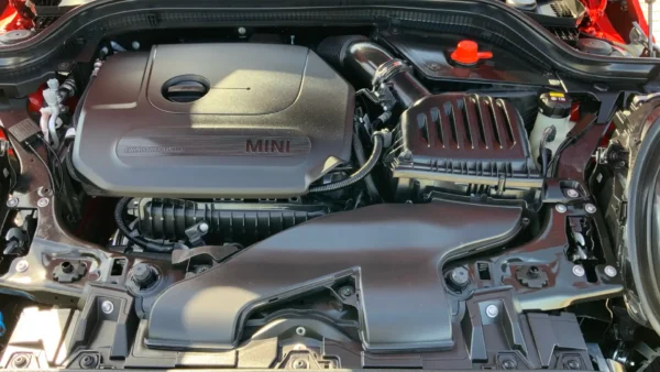 2022 MINI Cooper - Image 11
