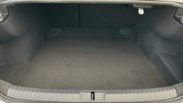 2020 Volkswagen Passat 2.0TDI EVO 110kW - Image 18